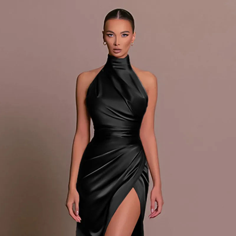 Elegante Halter Mouwloze Gown met Hoge Split en Staande Kraag