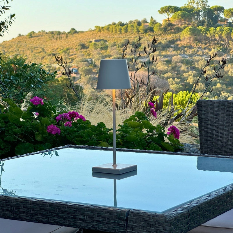 LunaGlow - Draagbare Dimbare Tafel lamp voor Elegante Ruimtes