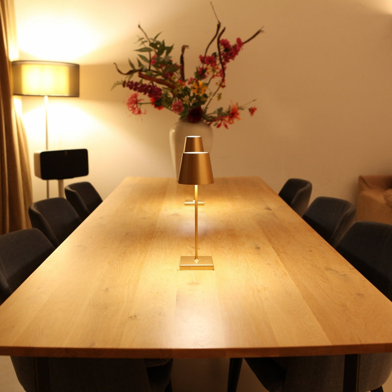 LunaGlow - Draagbare Dimbare Tafel lamp voor Elegante Ruimtes