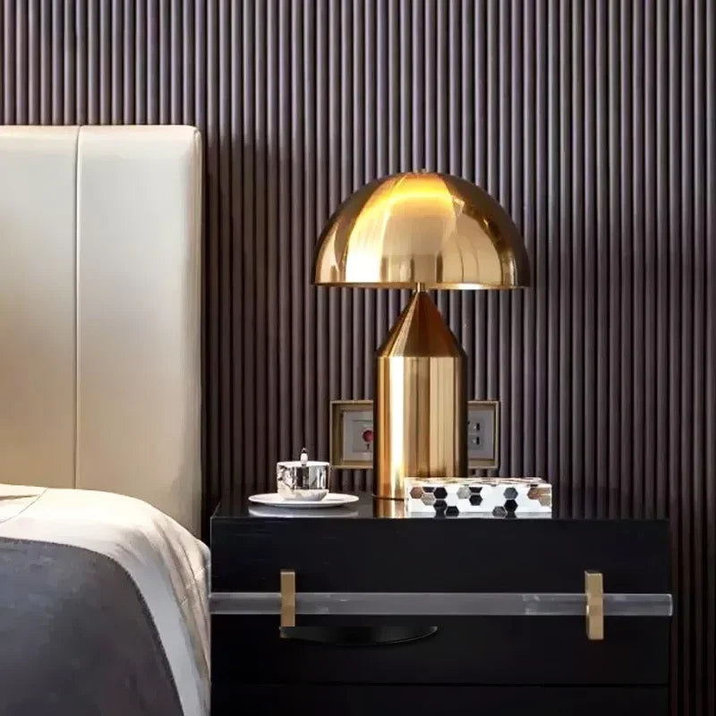 Glamora - Exquisite Gouden Tafellamp voor Uw Huis