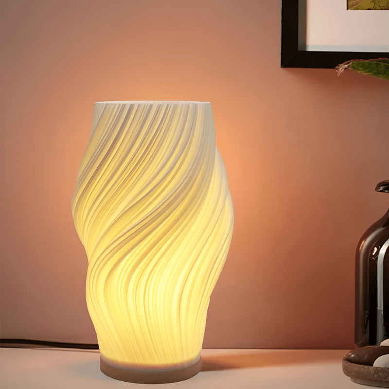 LuxeLight - Crèmekleurige 3D-Wandlamp met Moderne Metalen Voet