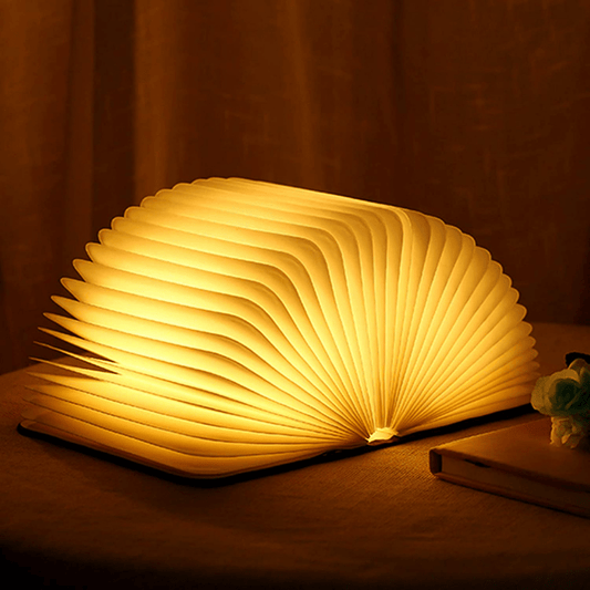 Lamp met Betoverend Boek - Magisch Lichtontwerp