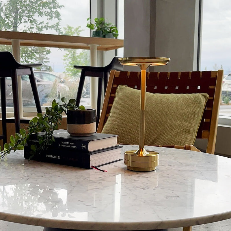 LumiGlow™ - Draadloze Tafellamp met Warm Licht voor Stijlvolle Verlichting