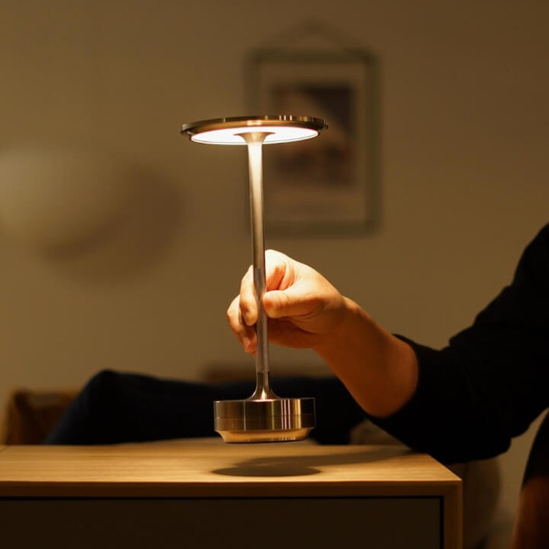 LumiGlow™ - Draadloze Tafellamp met Warm Licht voor Stijlvolle Verlichting