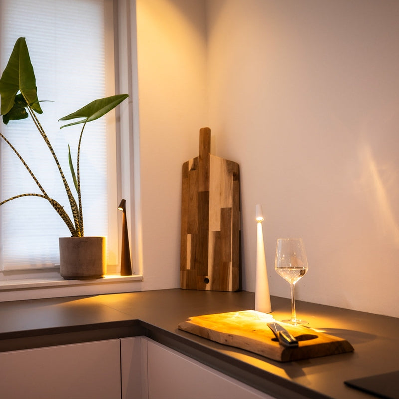 Bella™️ Stijlvolle Draadloze Tafellamp voor Elegante Ruimtes