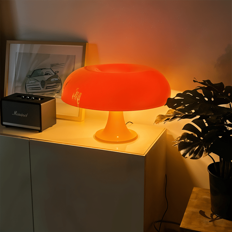 Paddestoelvormige Minimalistische Tafel lamp in Scandinavisch Design